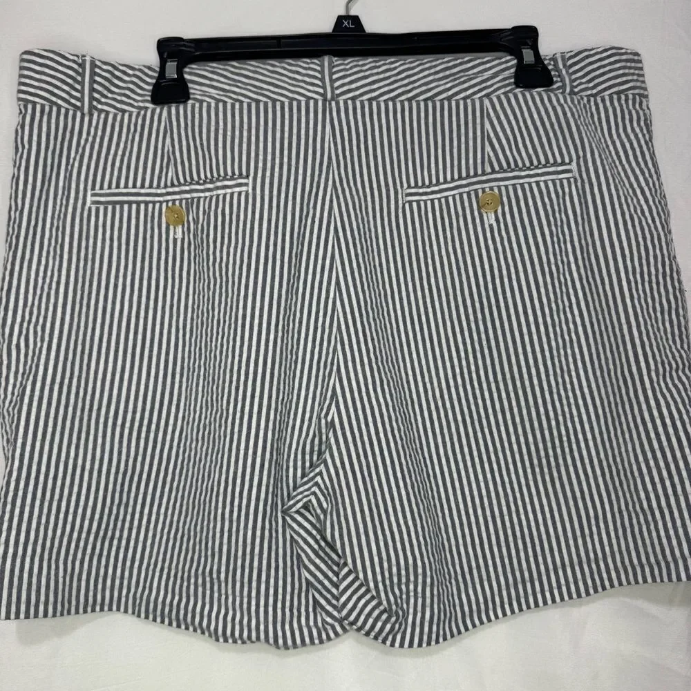 Banana Republic Gray Striped Shorts Size 14
